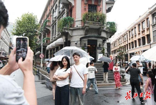 来一场说走就走的旅行，天凉了来武汉吧