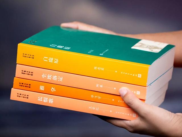 百万国人力荐，百读不厌	，此生必读