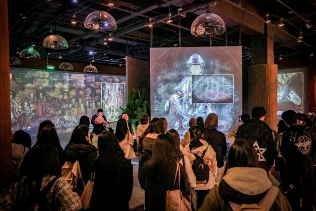 重走驼铃古道，中央民大师生在模式口历史文化街区触摸城市更新