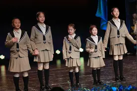 再唱《小螺号》《妈妈的吻》，音乐界追思付林图片