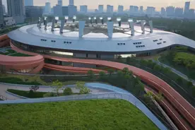 屋顶花园，花样阳台，垂直绿墙……上半年上海新增立体绿化30.5万平方米图片