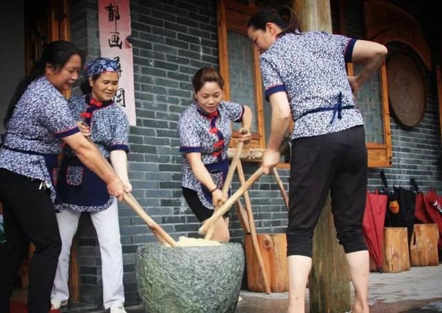 《中国国家地理》重磅推荐 | 探秘中国东部的菌物秘境