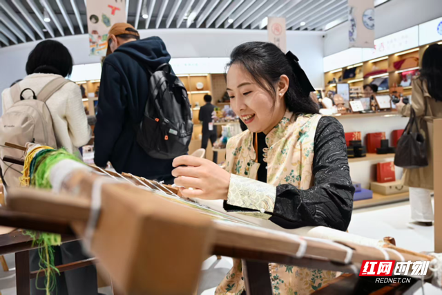 进博湘见·组图丨湖南馆有多美