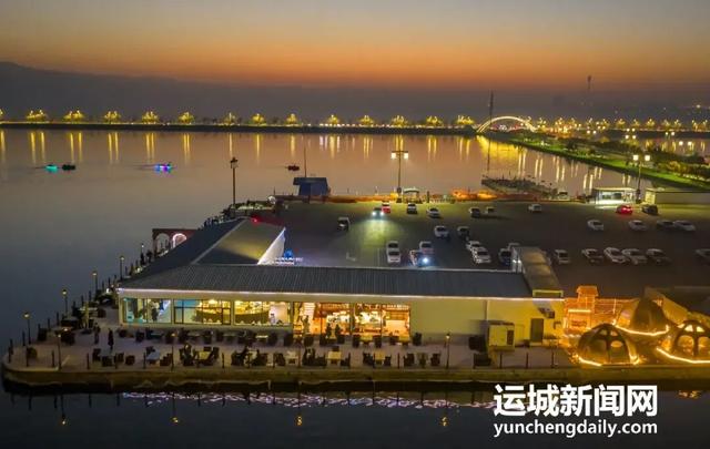 在运城盐湖，邂逅一场最温柔的夜