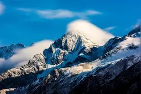 探秘未竟，13小时连攀四姑娘山三座海拔五千米主峰图片