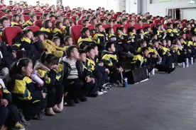 麻江校园掀起“哪吒”热！图片