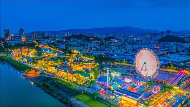 稻马商圈福利升级！打卡就送情侣对戒和运动套装~