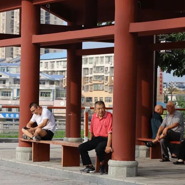 纪信广场+莲花湖公园，藏在你身边的“城市慢生活”图鉴！