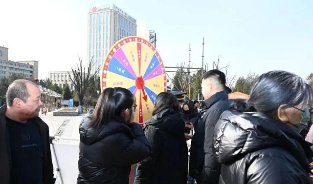 千人炖鱼盛宴+情景剧场秀+消费福利！今天，鄂尔多斯这里有活动→