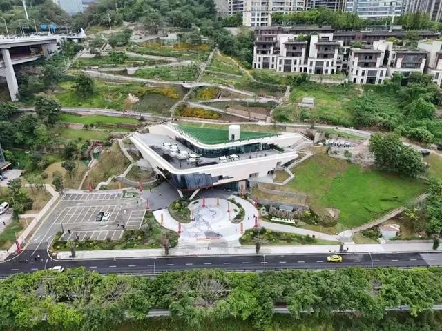 重庆“两江四岸”上新！走起~
