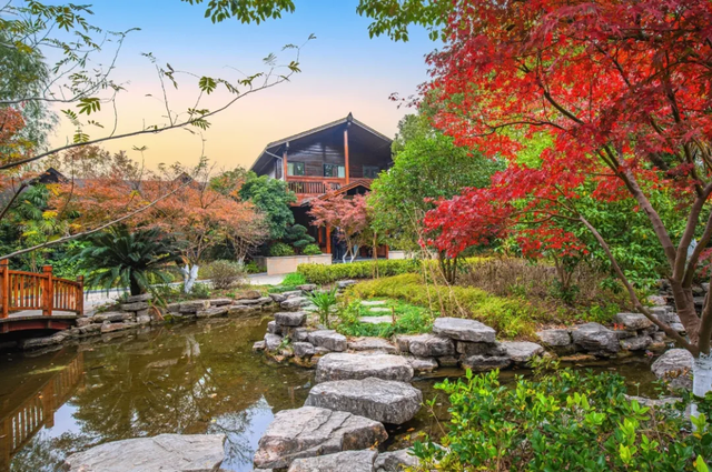 美翻了~这个秋假，来南湖吧！