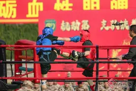 【高清组图】直击武警官兵刺杀、搏击竞赛现场图片