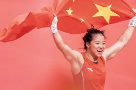 小时候不听话，妈妈送她去练拳击，现在打出一个亚运会冠军图片
