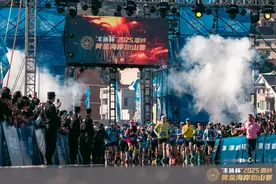 挑战山海之间的越野盛宴，2025温岭黄金海岸跑山赛激情开赛图片
