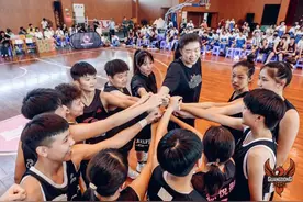 备战新赛季展望十五运，广东东莞新彤盛女篮走进校园图片