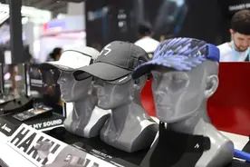 不愧是“中国第一展”！一大早，广州这里就已经人山人海图片