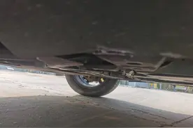 晨意帮忙丨罗生门？车主称代驾剐蹭致车辆受损，平台拒赔：行车监控和订单时间对不上图片