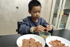 学校进行研学，第一个任务就是：孩子们自己下厨准备美食图片