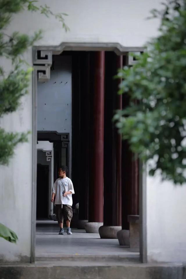 空调费都省了！趁周末，来这里领取你的城市避暑“凉”方