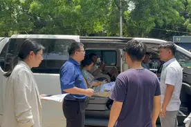 驻缅甸大使馆探望受伤中国公民！强震已致当地超三千人死亡图片