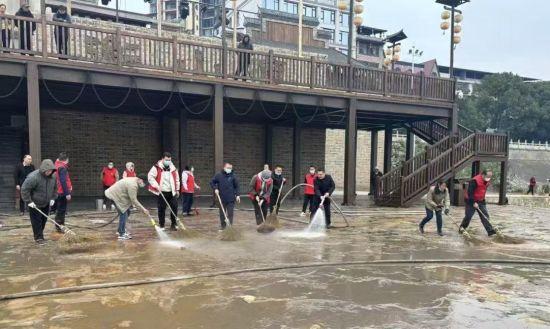 衡阳衡山县：清扫千年渡口 护航旅发大会