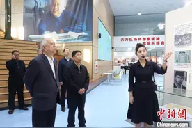 “爱国知识分子的杰出典范——钱学森生平事迹展”在宁夏大学展出图片