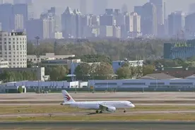 中国电科新服务，让国产大飞机首度实现连WiFi打游戏图片