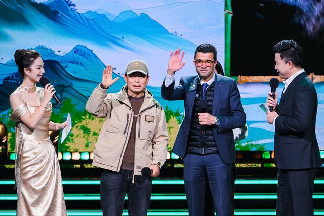 科技赋能艺术、生态邂逅人文，这台晚会奏响熊猫的“多元交响曲”