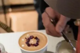 长三角观察｜年轻人为什么爱来这里打卡：杭州菜场也营销图片