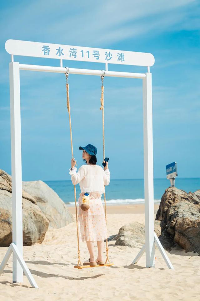 跟着陵水喔嘟嘟浪起来！“潮起陵水·星耀黎安”演唱会吃住玩攻略来咯