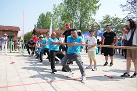 社区运动会“畅游”美丽乡村图片