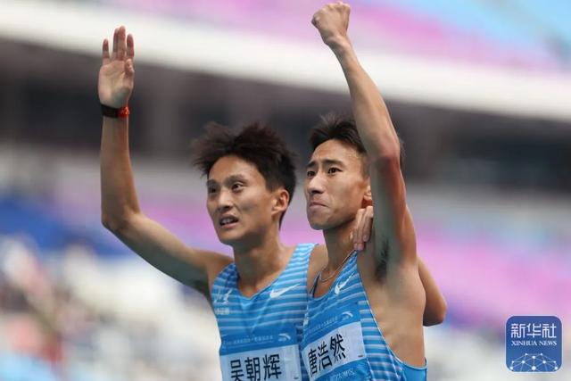 全运会10000米跑蒋发坤被取消金牌:队友违规助跑,成绩判定无效;唐浩然递补夺冠