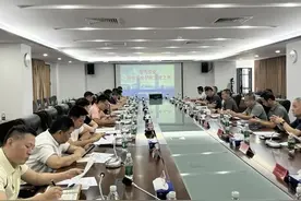 平湖街道召开安全生产培训会，以“部门带部门”守牢安全底线图片