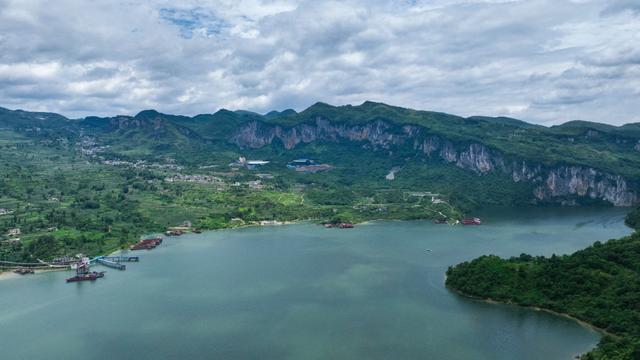 《乌蒙深处》电视剧即将开播 跟着剧集打卡乌蒙山水
