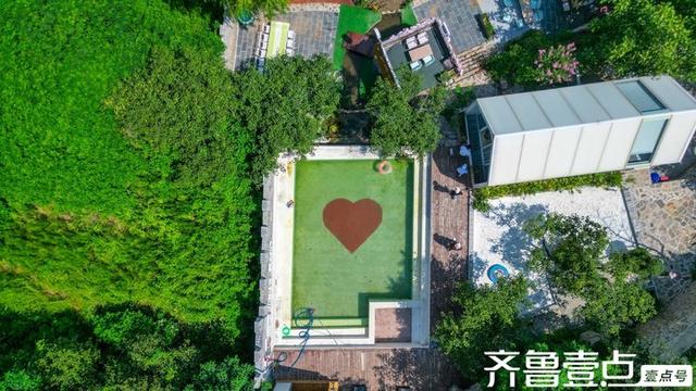 南山这处民宿可赏荷塘月色