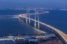 深中通道通车一周年：总车流量超3155万，西人工岛预计年底开放图片