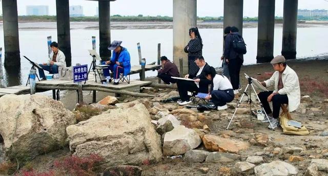 南海新区红海滩入诗入画