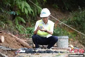 高速边坡“守护者”：扎根一线三十载 用匠心守望初心图片