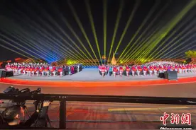 第十五届中国·邯郸国际太极拳运动大会在邯郸广府古城开幕图片