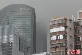 粤多地遭遇强对流天气 广州启动应急响应图片