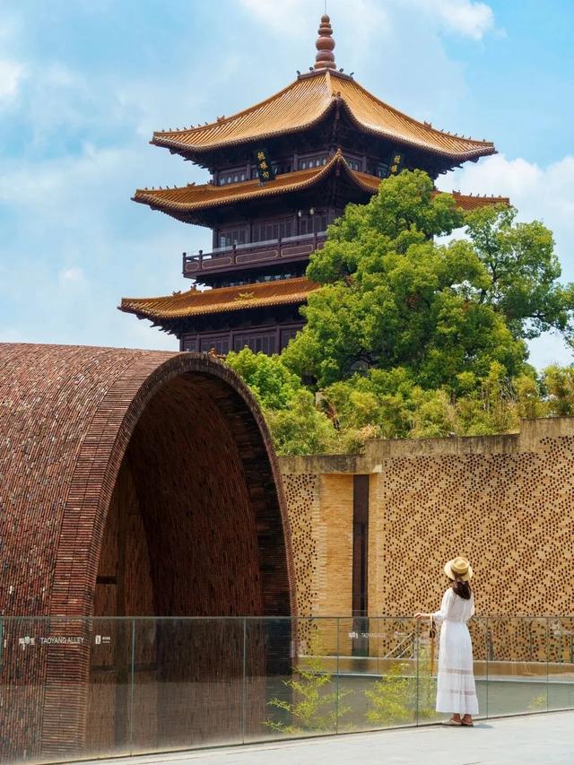 速来转转盘！测测 2026 你的旅行目的地