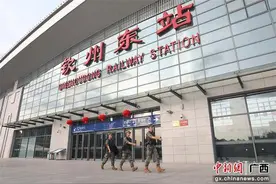钦州武警官兵国庆假期坚守执勤一线 守护驻地平安图片