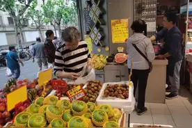 降价了！很多人爱吃的这种水果，正在大量上市图片