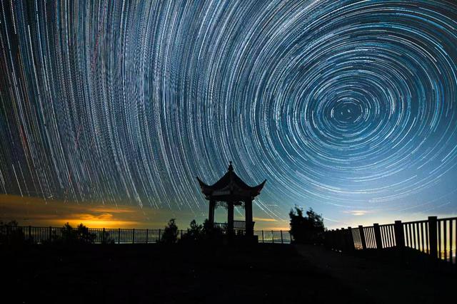 余先怀专栏｜高洞岩星空