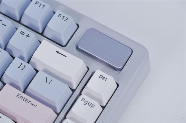 三模客制化 雷柏V700DIY-75评测：7层填充造就的无线客制化新标杆