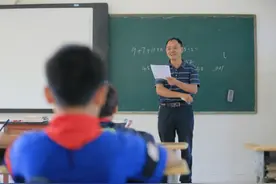 全国人大代表农加贵：加大乡村教育资源投入 优化乡村教师队伍建设图片
