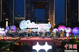 追忆“匆匆那年” 天津“‘桥’见海河，邂逅浪漫”音乐会上演图片