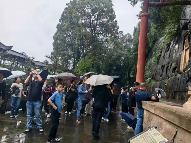 “川超”燃动巴中双节 文体旅融合激发消费新活力