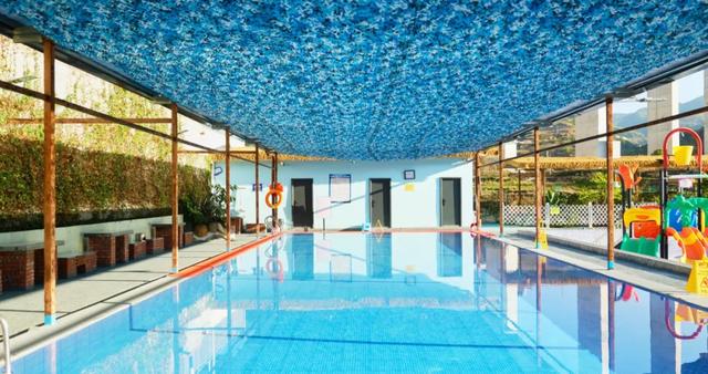 来个旧，泡个汤