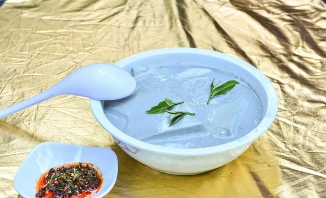 圣洁甘孜·一生有约 | 九龙九秘，一场关于山川、时光与舌尖的极致邀约